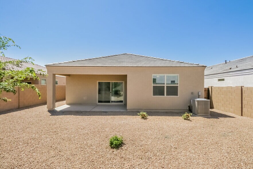 Building Photo - 4976 E Smoky Quartz Rd