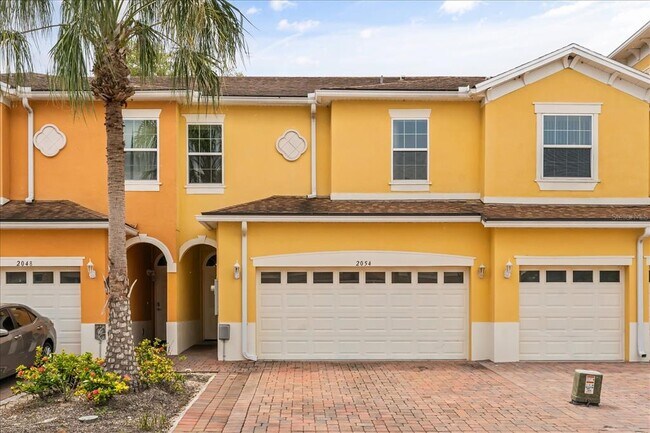 Building Photo - 2018 Royal Vista Ct