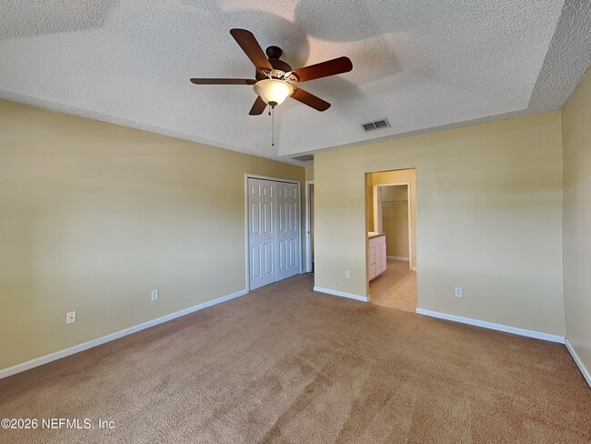 Building Photo - 801 MacKenzie Cir