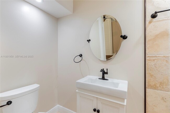 Building Photo - 1260 Milan Ave