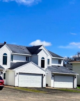 Building Photo - 2425 Bostrom Ct