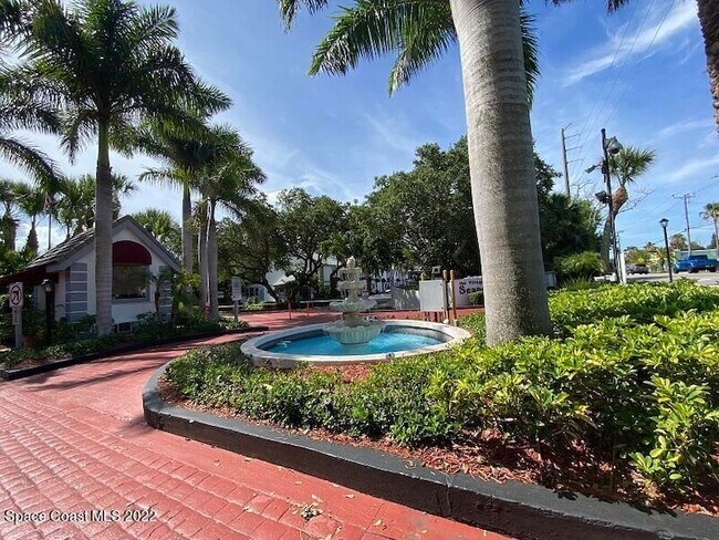 Building Photo - 211 Ocean Park Ln