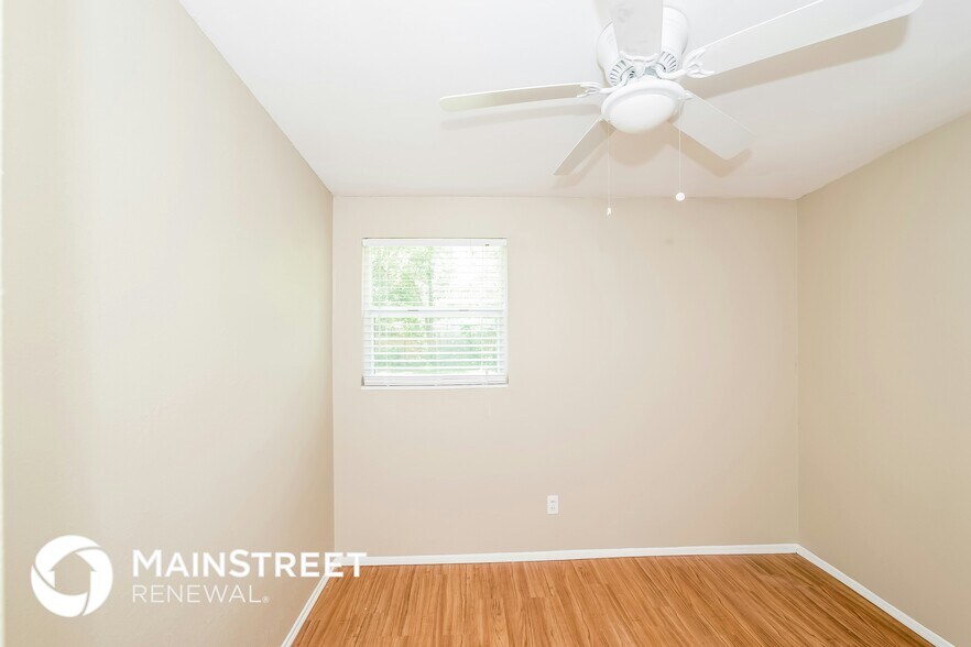 Building Photo - 1038 Pheasant Dr