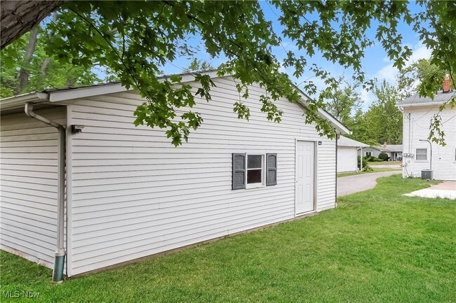 Building Photo - 4757 Orchard Rd