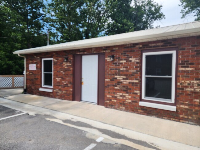 Building Photo - 1501 Autumn Ave