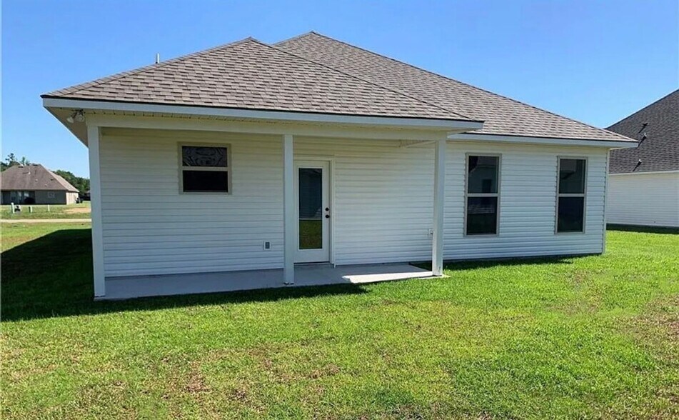 Building Photo - 20507 Stone House Rd