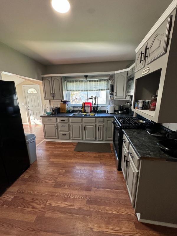 Building Photo - 805 E Taylor St