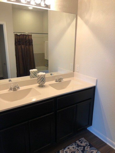 Building Photo - New Braunfels 4 bedroom