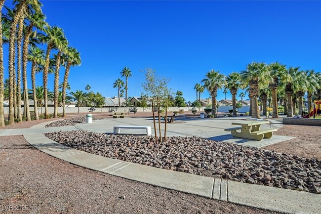 Building Photo - 4533 Bescano Dr