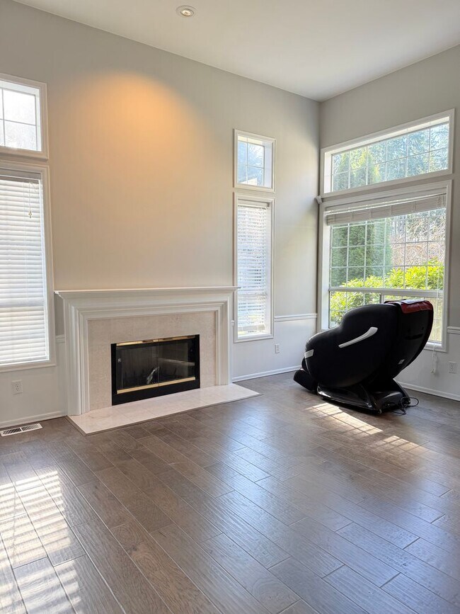 Building Photo - Beautiful 4-Bedroom Home with Expansive Deck & 3-Car Garage – Minutes to Mill Creek Town Center