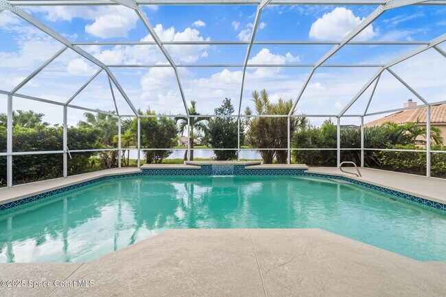 Building Photo - 908 Fostoria Dr