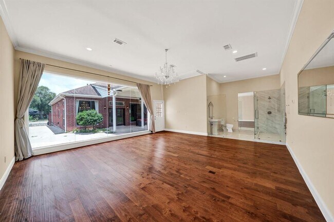 Building Photo - 4317 Willowbend Blvd