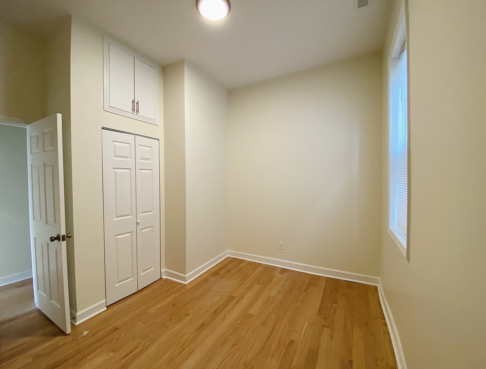 Building Photo - 1452 W Taylor St