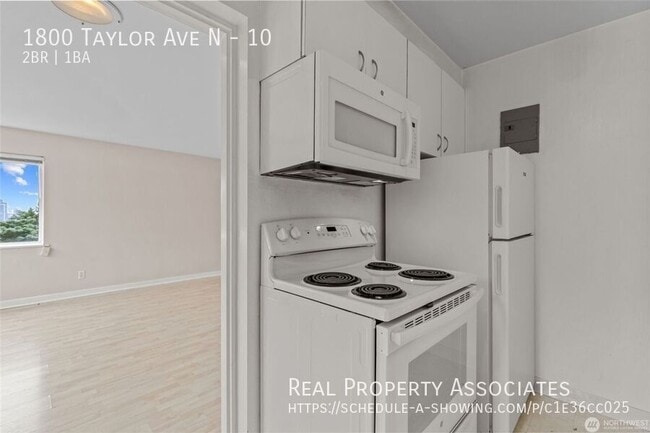Building Photo - 1800 Taylor Ave N