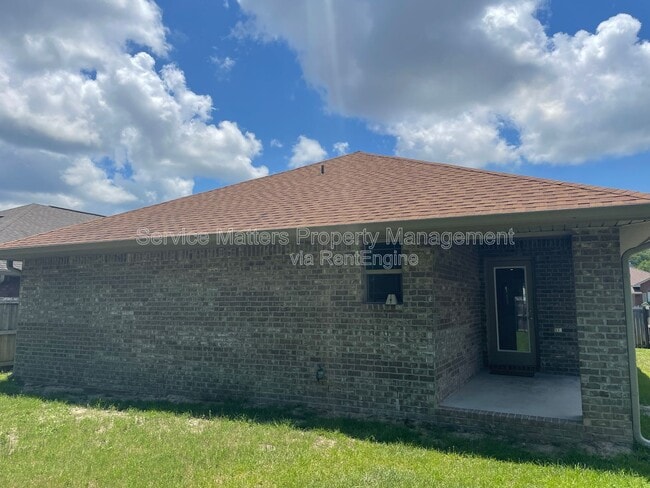 Building Photo - 4170 Roosevelt Way