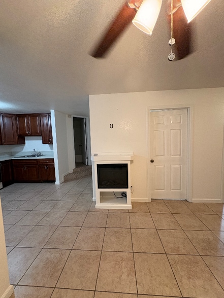 Building Photo - 4972 Baltimore Dr