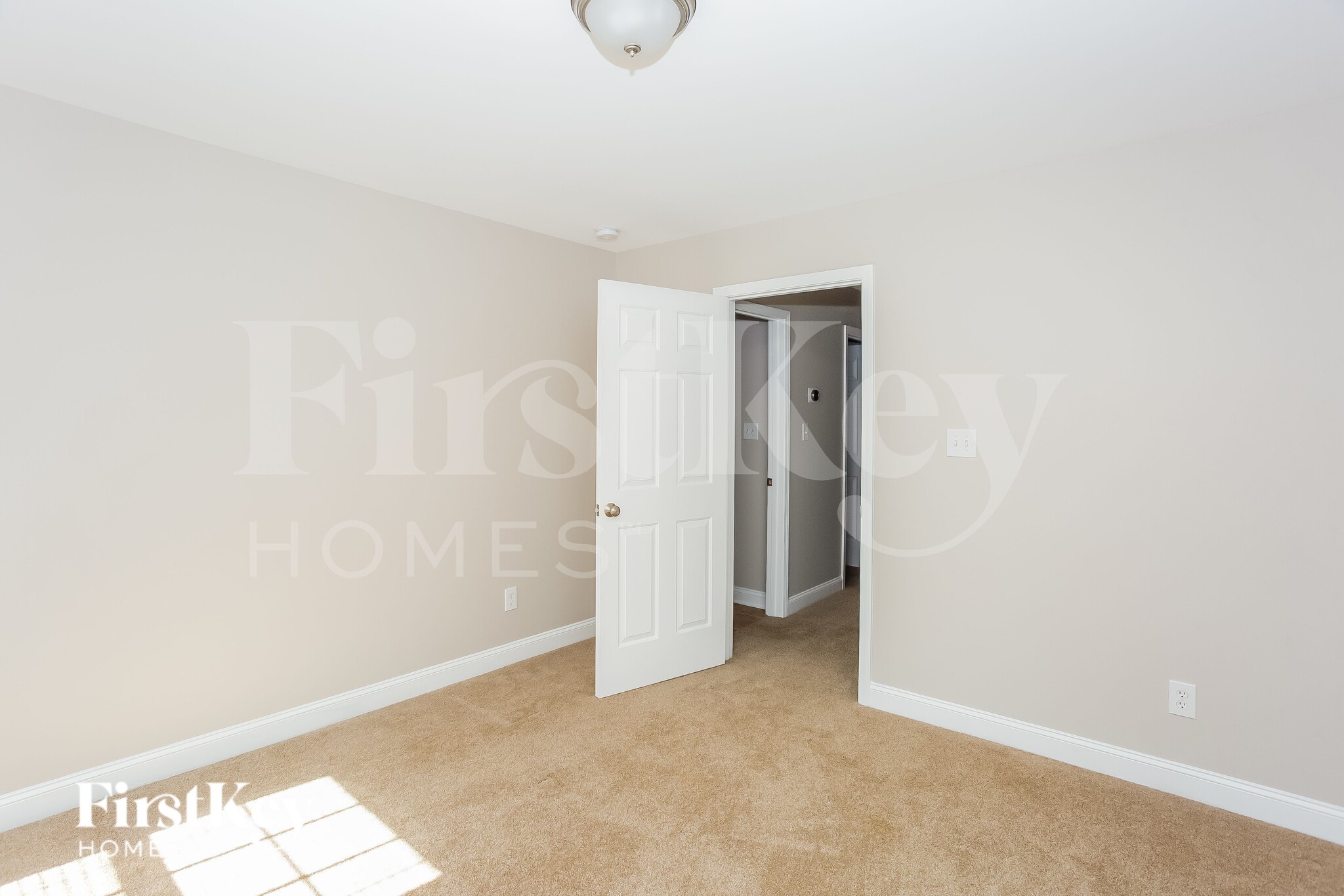 Building Photo - 3277 Westridge Ln SW