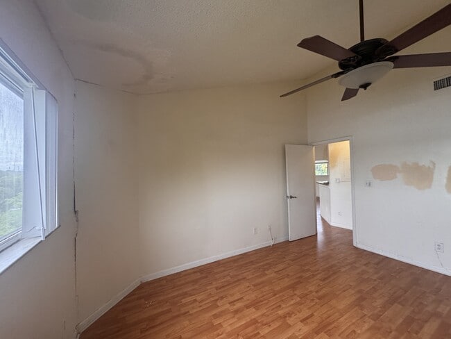 Building Photo - 3409 NW 44th St