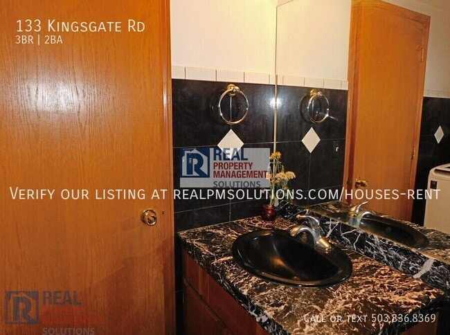 Building Photo - 133 Kingsgate Rd