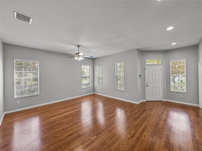 Building Photo - 6222 Hadley Commons Dr