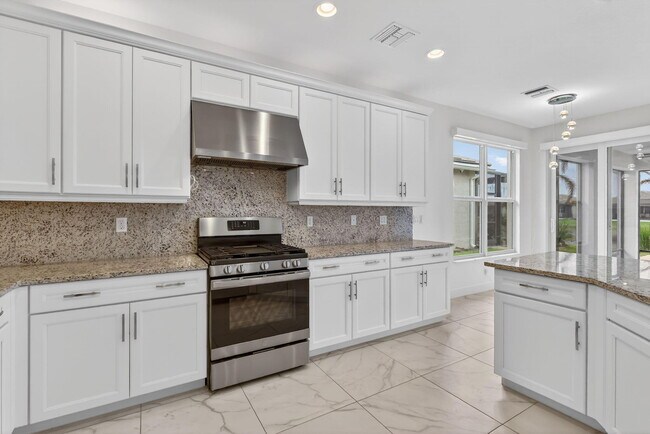 Building Photo - 11765 SW Poseidon Way