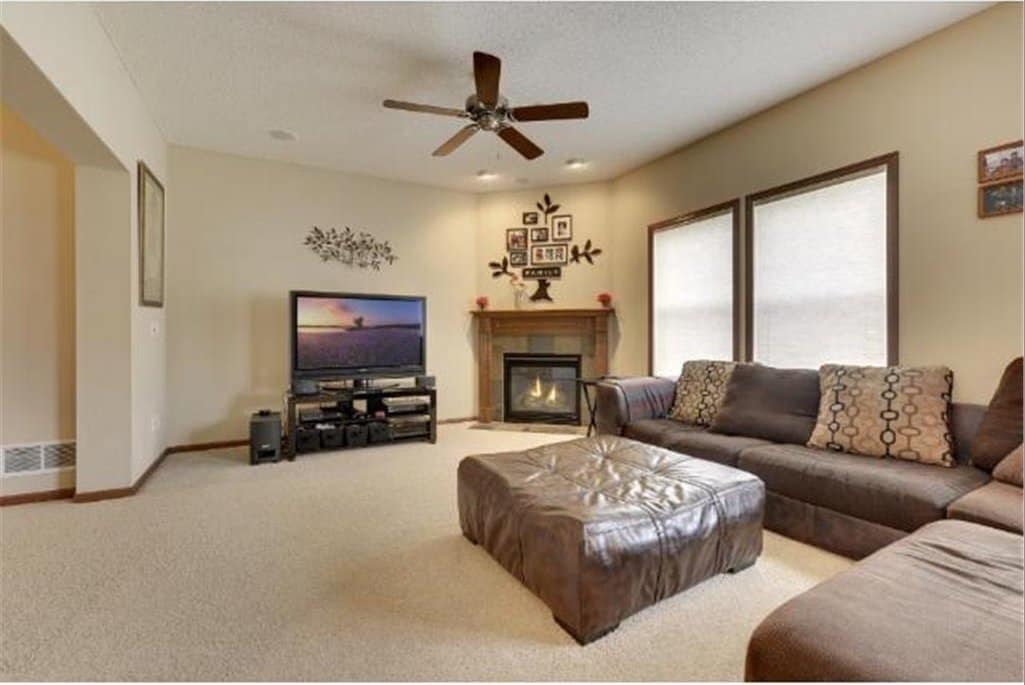 Building Photo - 16709 50th Ct N