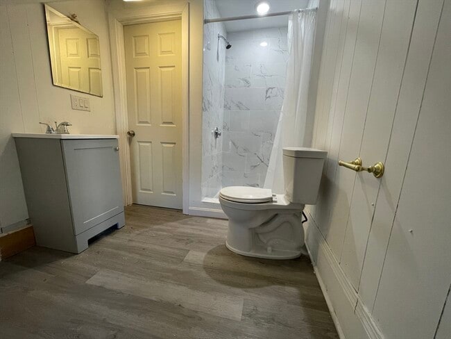 Building Photo - 369 Prospect St