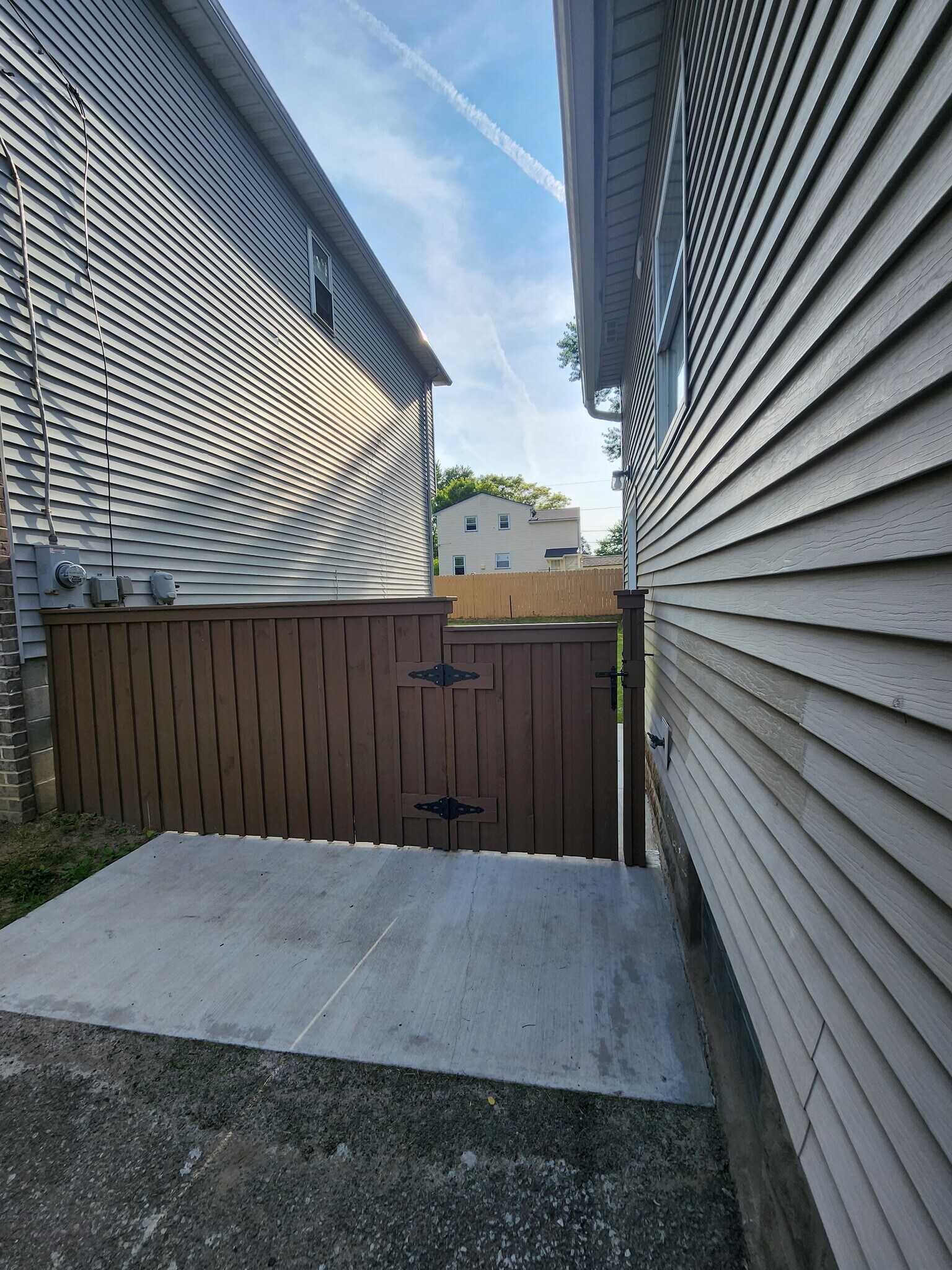 Fence - 1815 N Goodman St