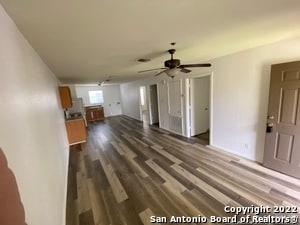 Building Photo - 930 Drury Ln