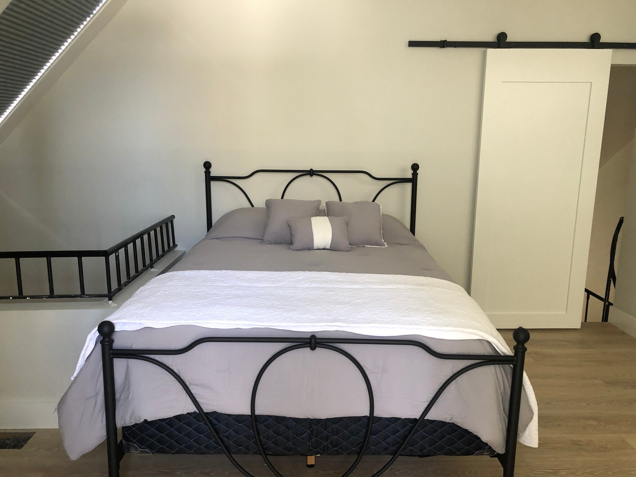 Second bedroom - 1412 N Crescent Heights Blvd