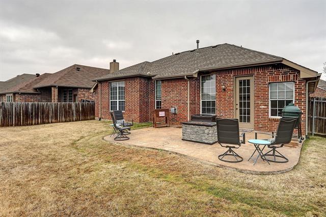 Building Photo - 2440 Deerwood Dr