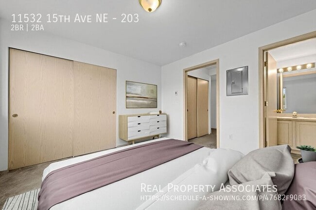 Building Photo - 11532 15th Ave NE