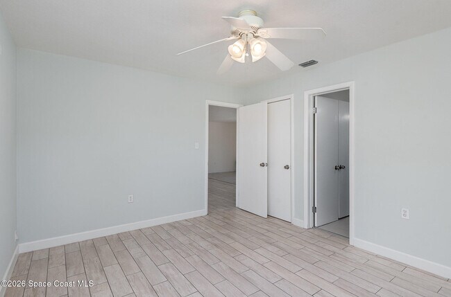 Building Photo - 705 3rd Ave
