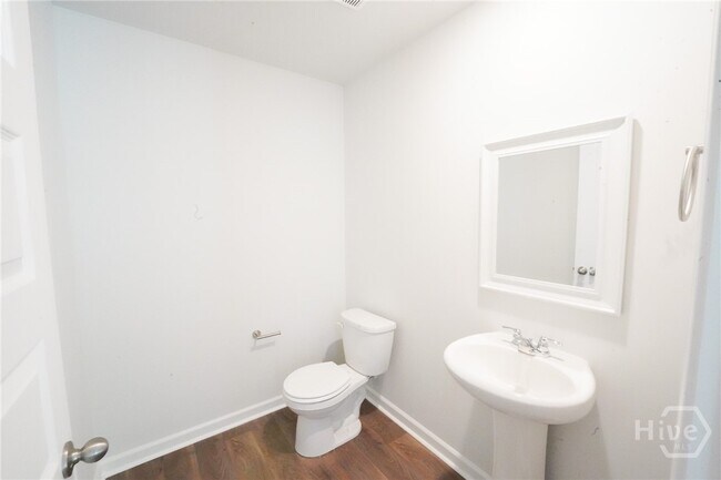 Building Photo - 467 Coconut Dr