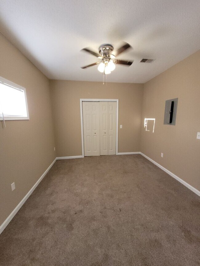 Building Photo - 70 GA-98