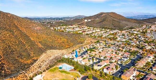 Building Photo - 34213 Parkside Dr