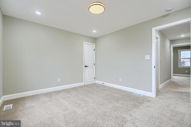 Building Photo - 3901 Forrester Ave