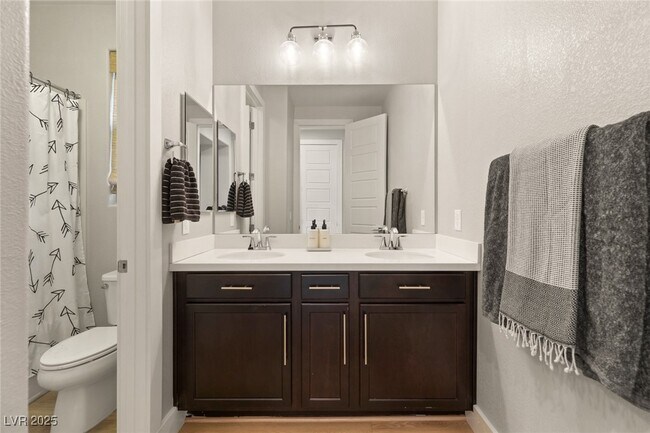 Building Photo - 258 Castellari Dr