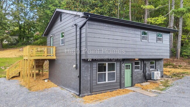 Building Photo - 932 Hurtt Rd