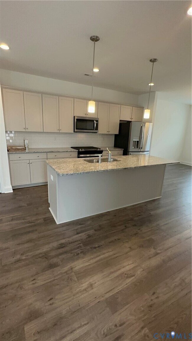 Building Photo - 6984 Leire Ln