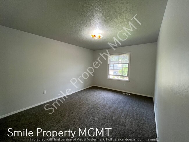 Building Photo - Spacious 5 bedrooms house in Beaverton