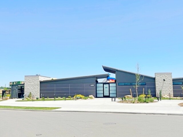 Building Photo - 5919 Denys Dr.