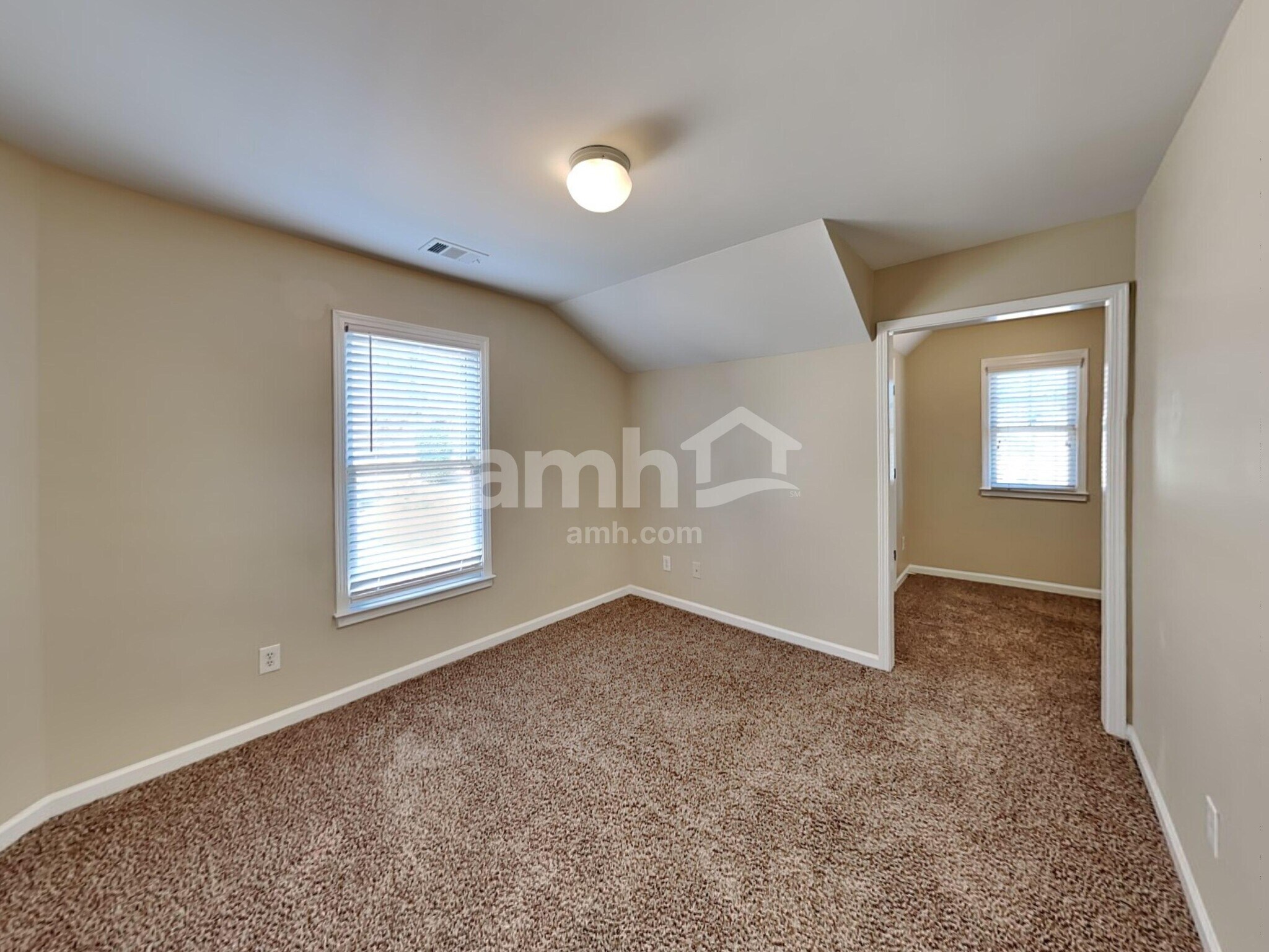 Building Photo - 3215 Thimbleberry Trail