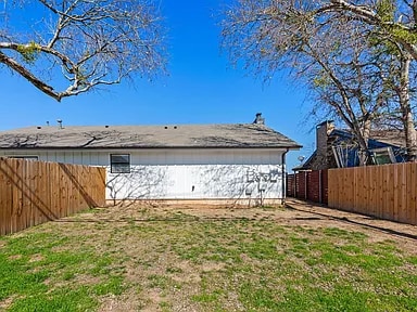 Building Photo - 5501 Purple Sage Dr