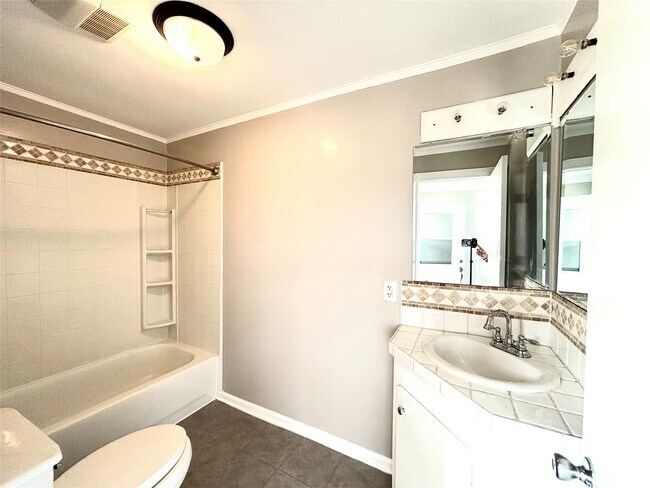 Building Photo - 13034 Peoria St