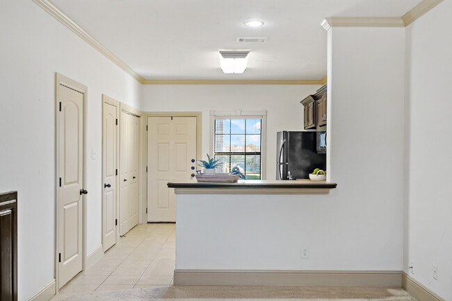 Building Photo - "Modern 2 Bed, 1.5 Bath Condo in Sanger, TX with 982 sq ft of Comfortable Living Space!"