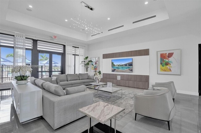 Building Photo - 268 NE 210th Way