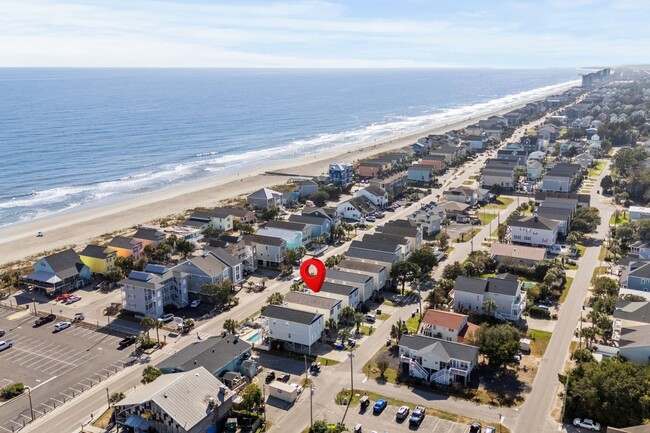 Building Photo - Pier View Paradise-Seasonal Beach House 11...