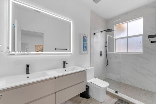 Building Photo - 11256 NW 86th Ln