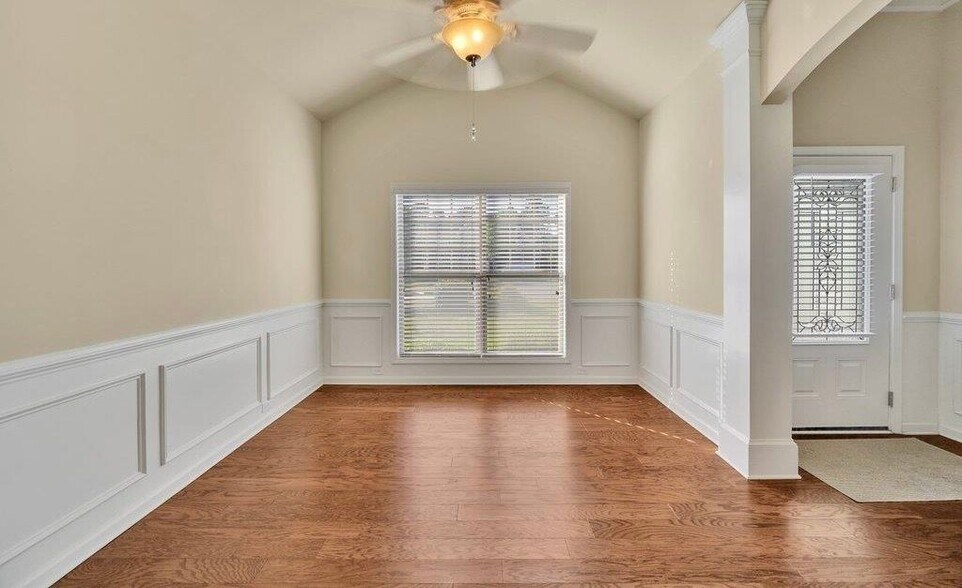 Building Photo - 59 Bayside Ct